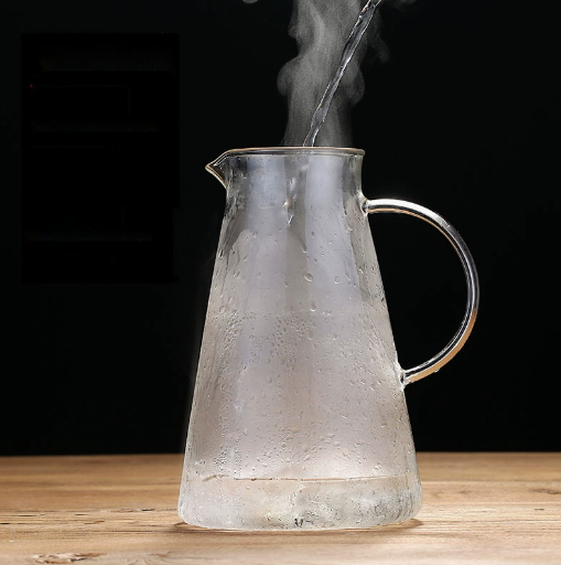 Glass Pitchers 1500ML 1800ML Large capacity Glass Pitchers Glass Pitcher with Lid